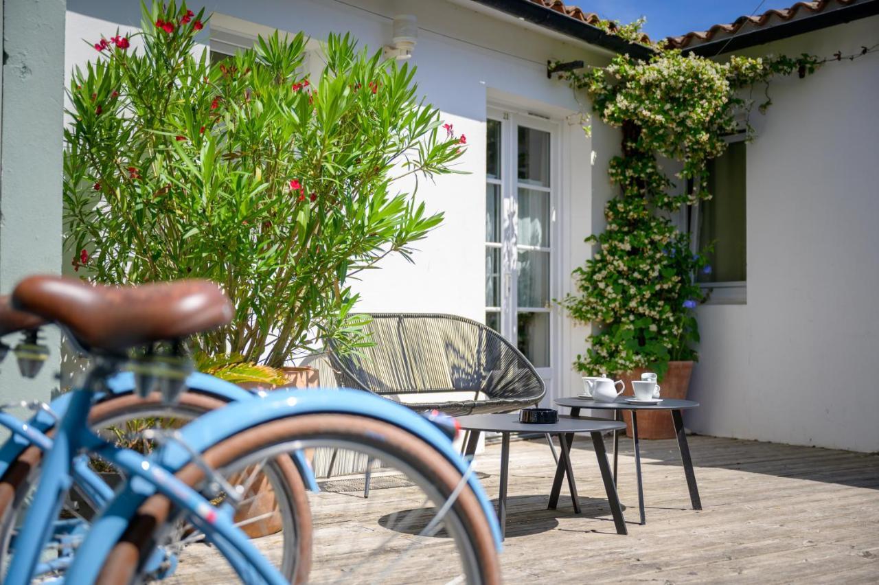 Hotel Le Clocher Ars-en-Ré Екстериор снимка