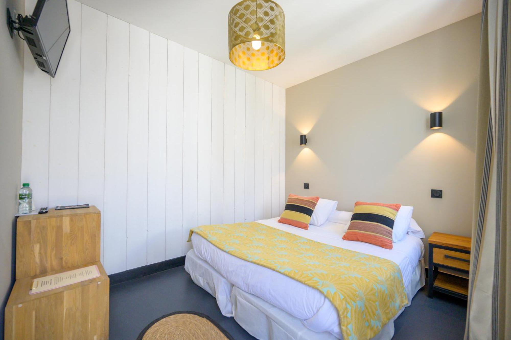 Hotel Le Clocher Ars-en-Ré Екстериор снимка