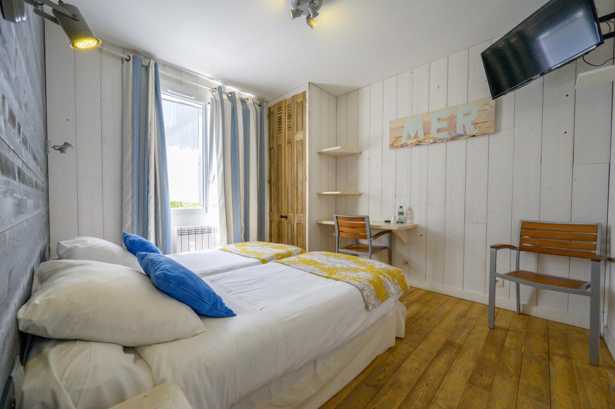 Hotel Le Clocher Ars-en-Ré Екстериор снимка