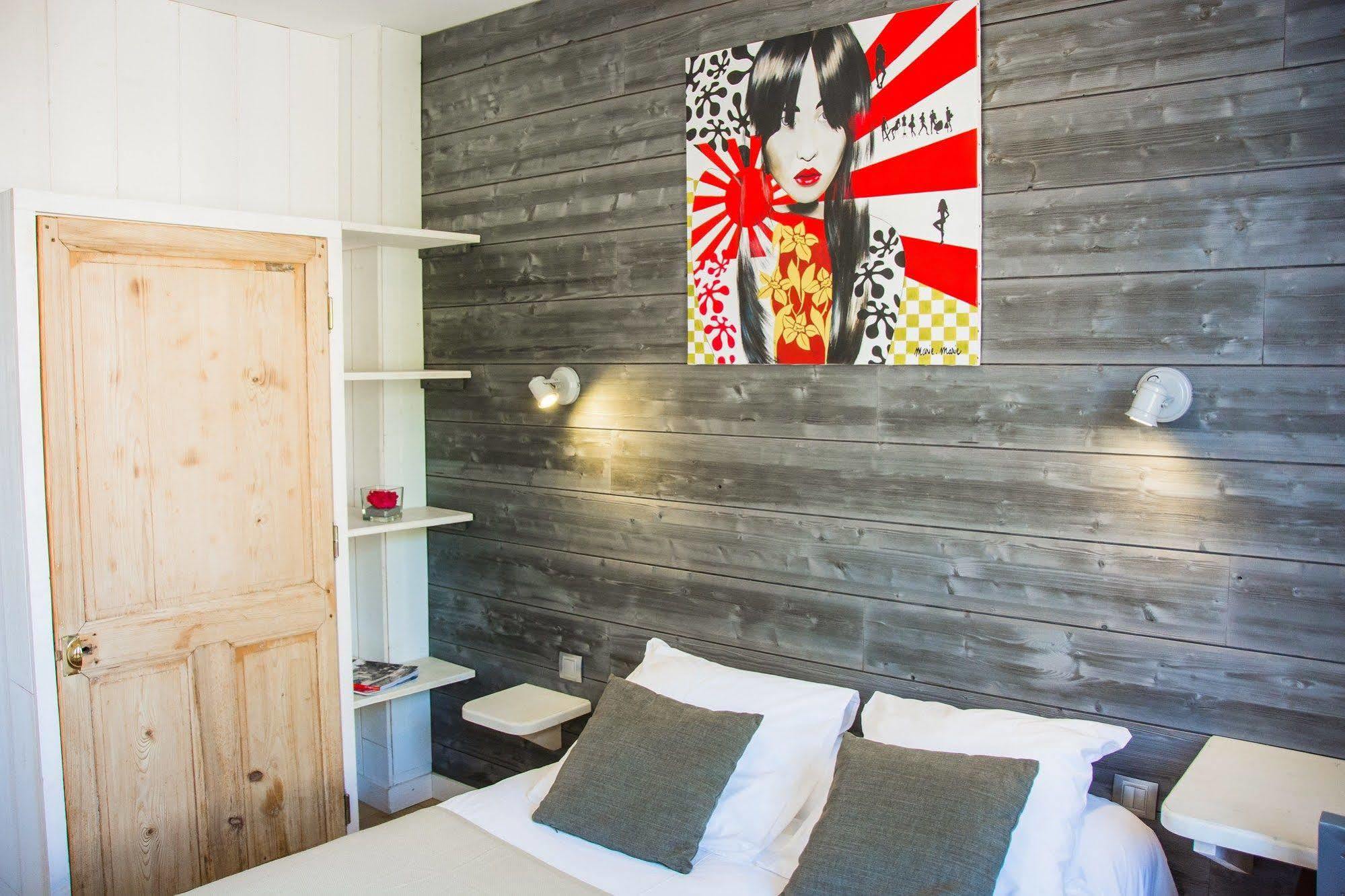 Hotel Le Clocher Ars-en-Ré Екстериор снимка