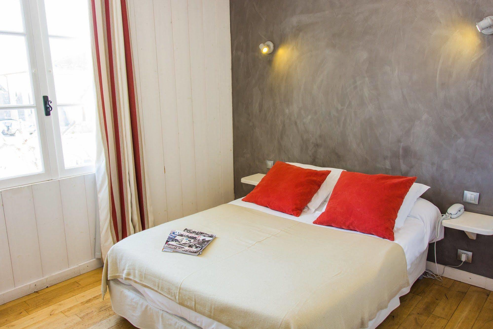 Hotel Le Clocher Ars-en-Ré Екстериор снимка